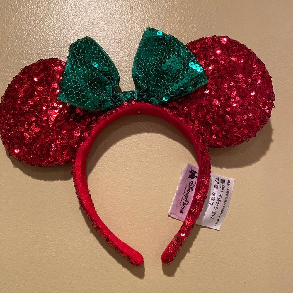Authentic Disney parks Christmas ears red and green Mickey Mouse ears